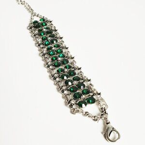 Elegant Silver Bracelet with Radiant Green Gemstones (Flat Net)